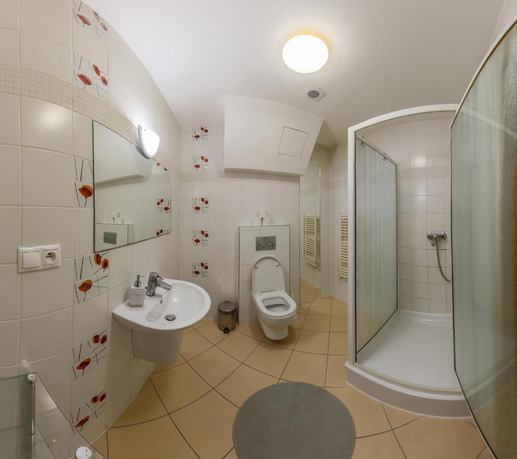 Apartmanovy Dom Fatrapark 1 S Wellness - Hlavna Recepcia Ruzomberok Exterior photo