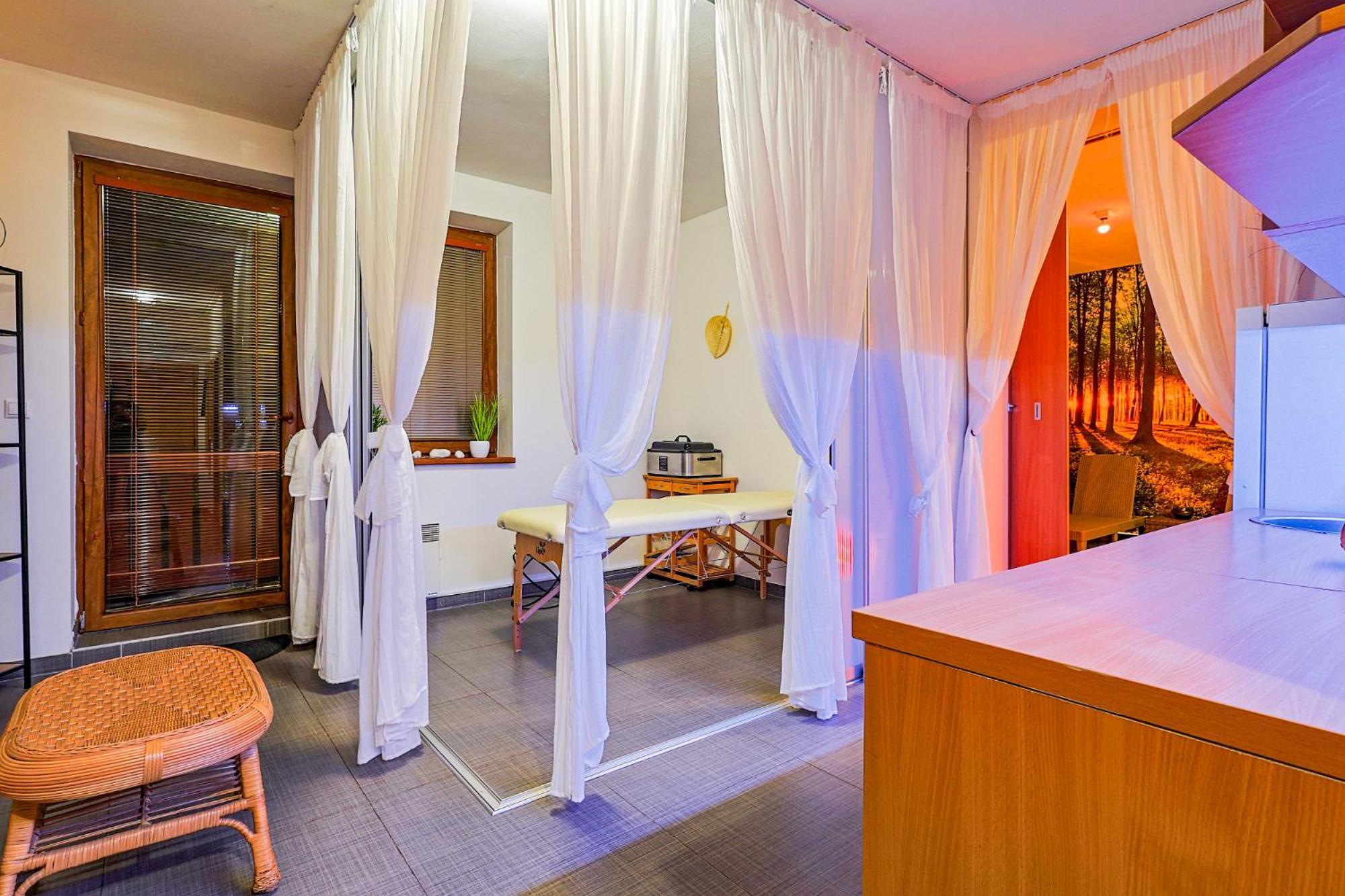 Apartmanovy Dom Fatrapark 1 S Wellness - Hlavna Recepcia Ruzomberok Exterior photo